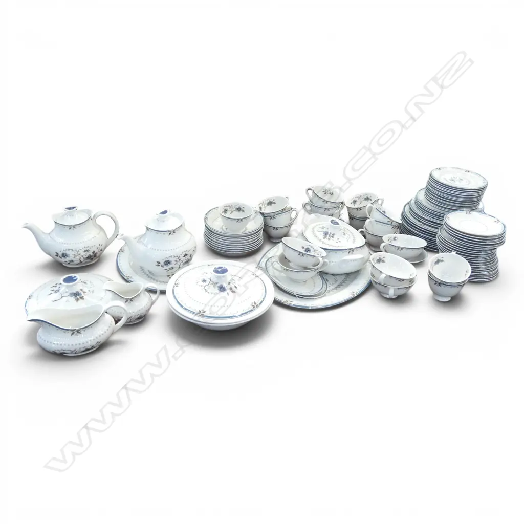 ROYAL DOULTON DINNER SERVICE OLD COLONY PAT  Image 1++