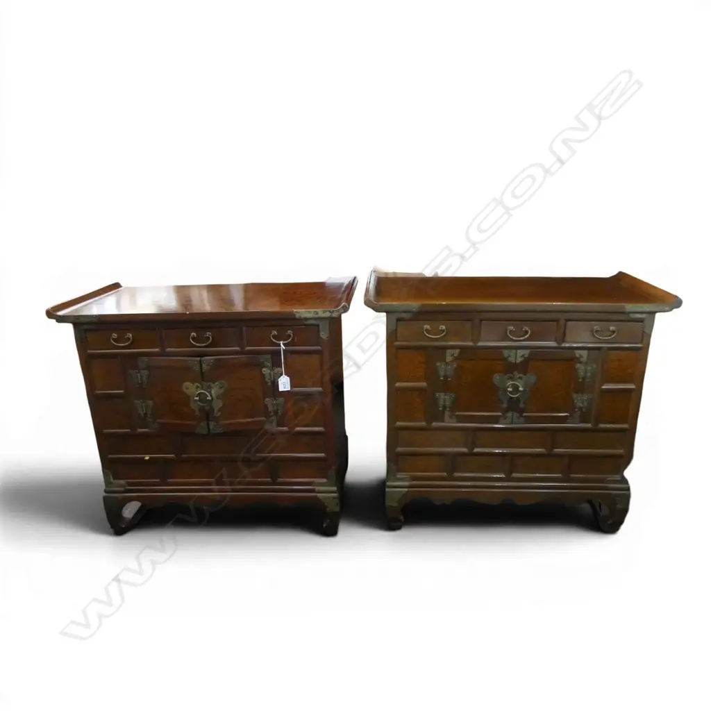 PR ORIENTAL CABINETS 670x330x590mm Image 1++