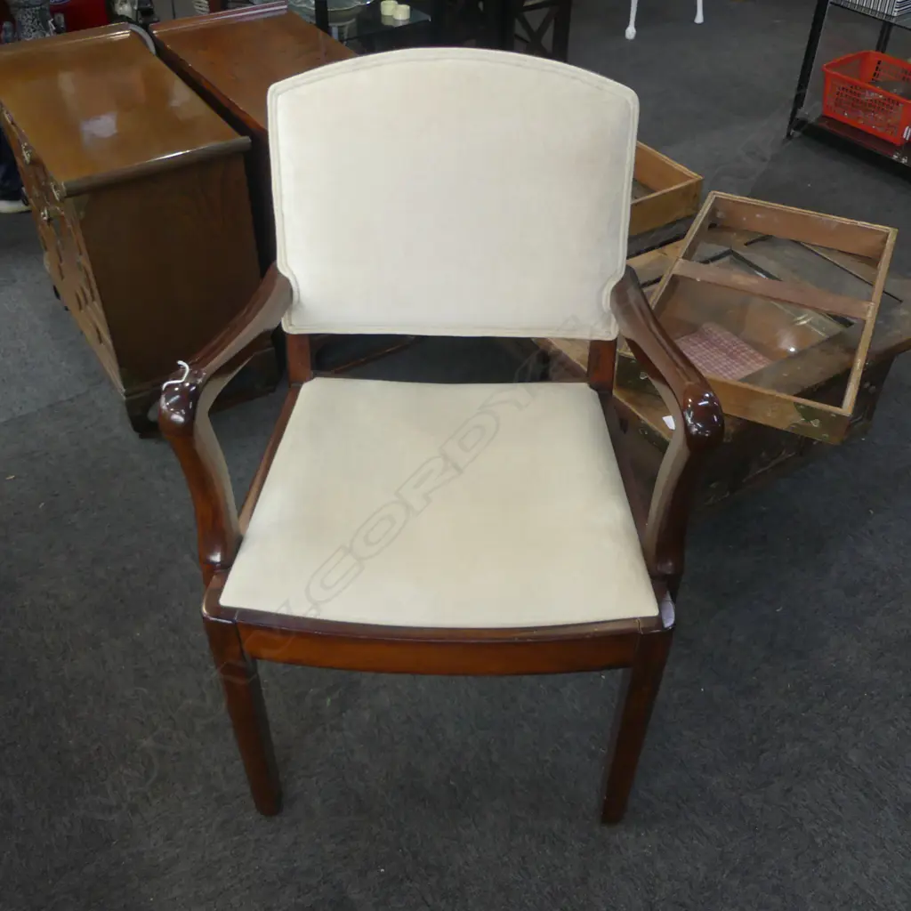 MAHOGANY ARMCHAIR Image 1++
