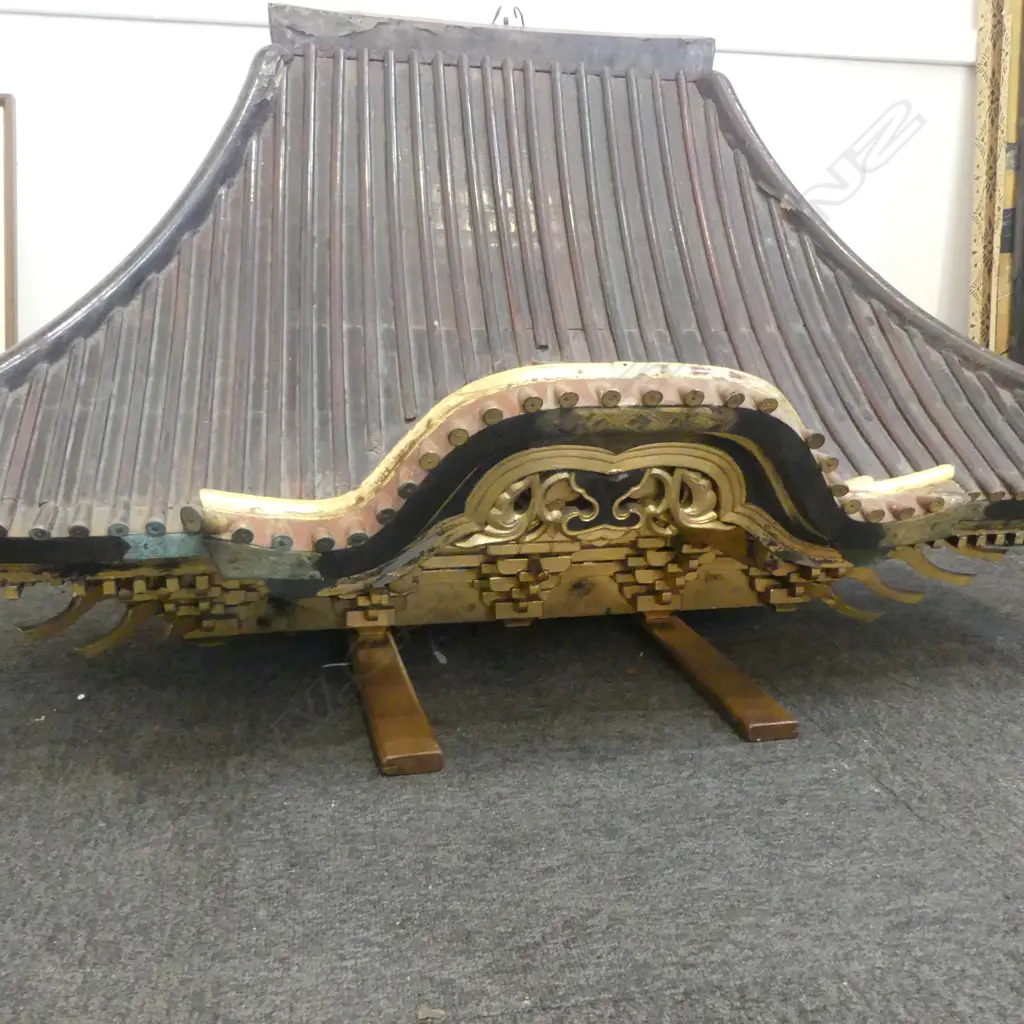 TEMPLE ROOF 19TH C SABAE CITY FUKUI PREFECTURE PURCHASED ONSITE DURING TEMPLE RENEWAL H.663mm W.1275mm D.556mm Image 1++