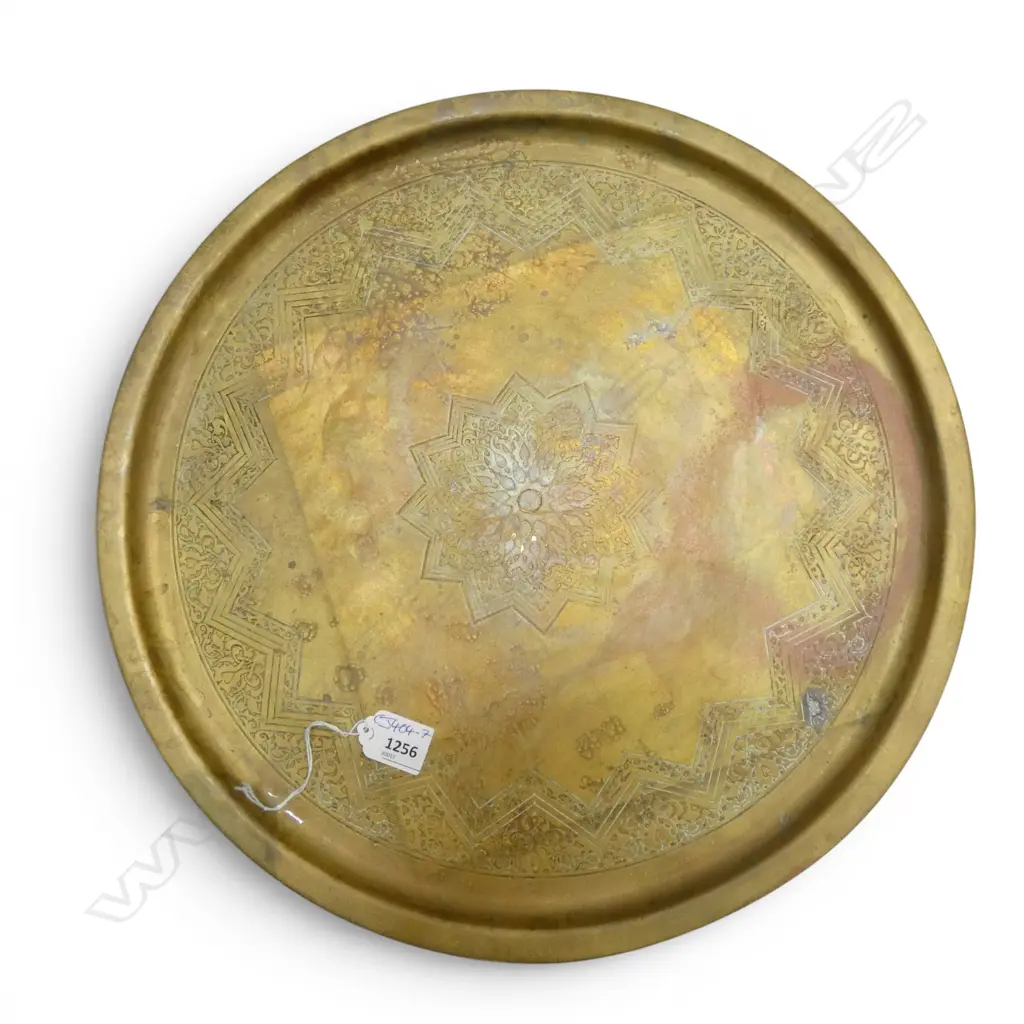 BRASS TOPPED FOLDING TABLE Dia.440/580mm Image 1++