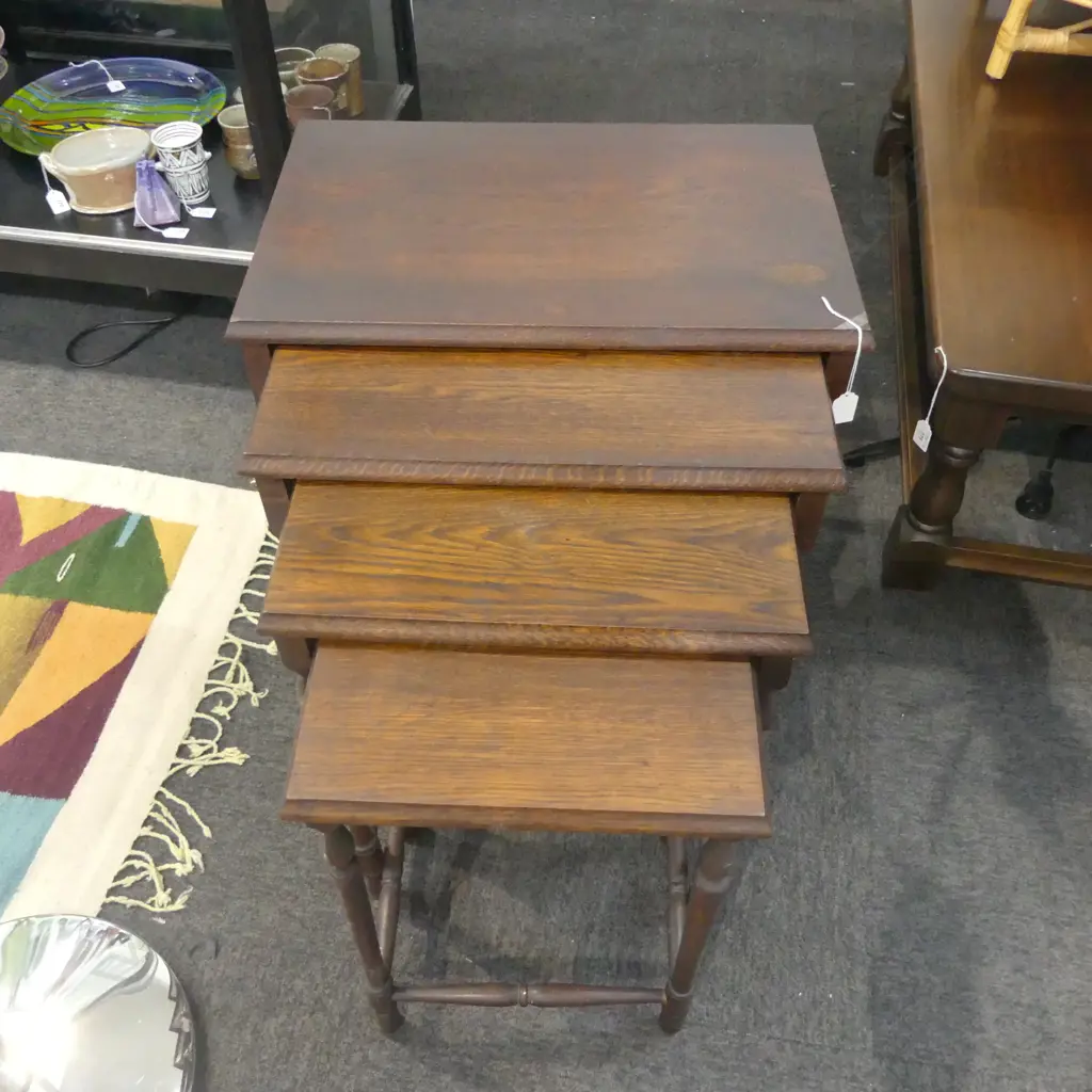 4 OAK NESTING TABLES W.555mm Image 1++