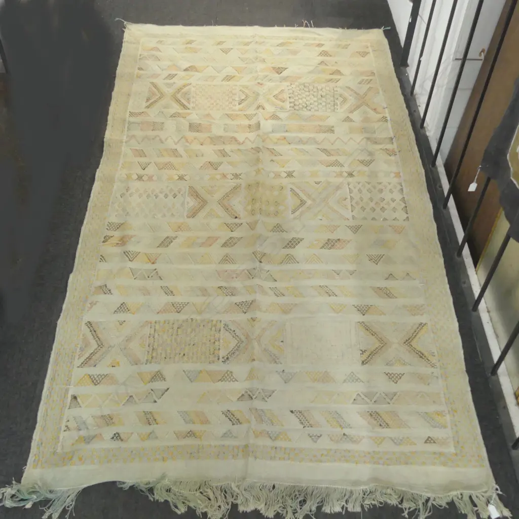 MOROCCAN SABRA CACTUS SILK RUG, 1380 x 2350mm Image 1++