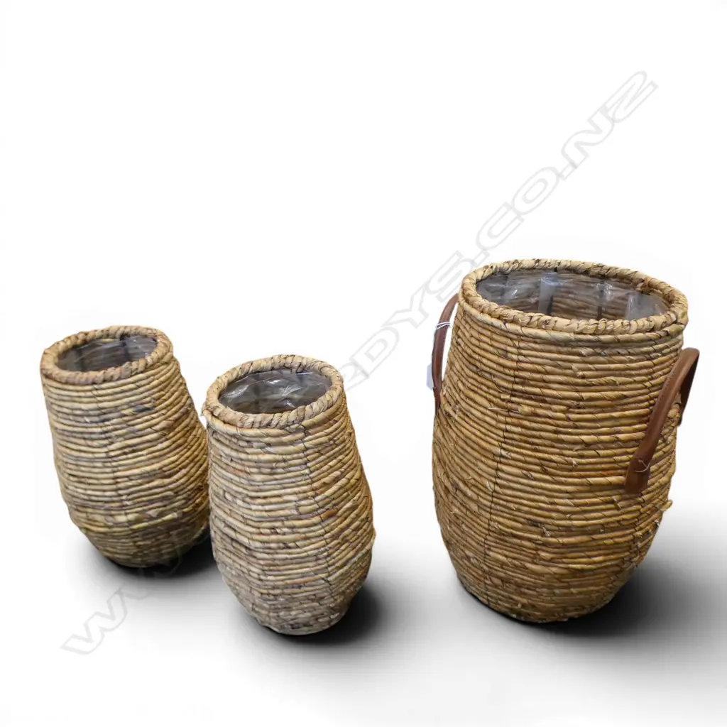 4 ASSORTED CANE BASKETS Image 1++