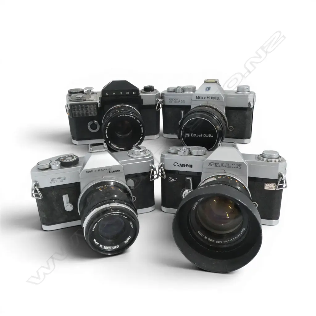 2 BELL & HOWELL VINTAGE 35MM CAMERAS & 2CANON CAMERA Image 1++