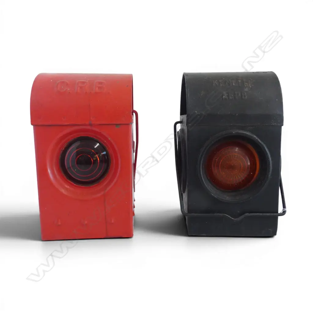 2 VINTAGE ROAD LAMPS H.240mm Image 1++