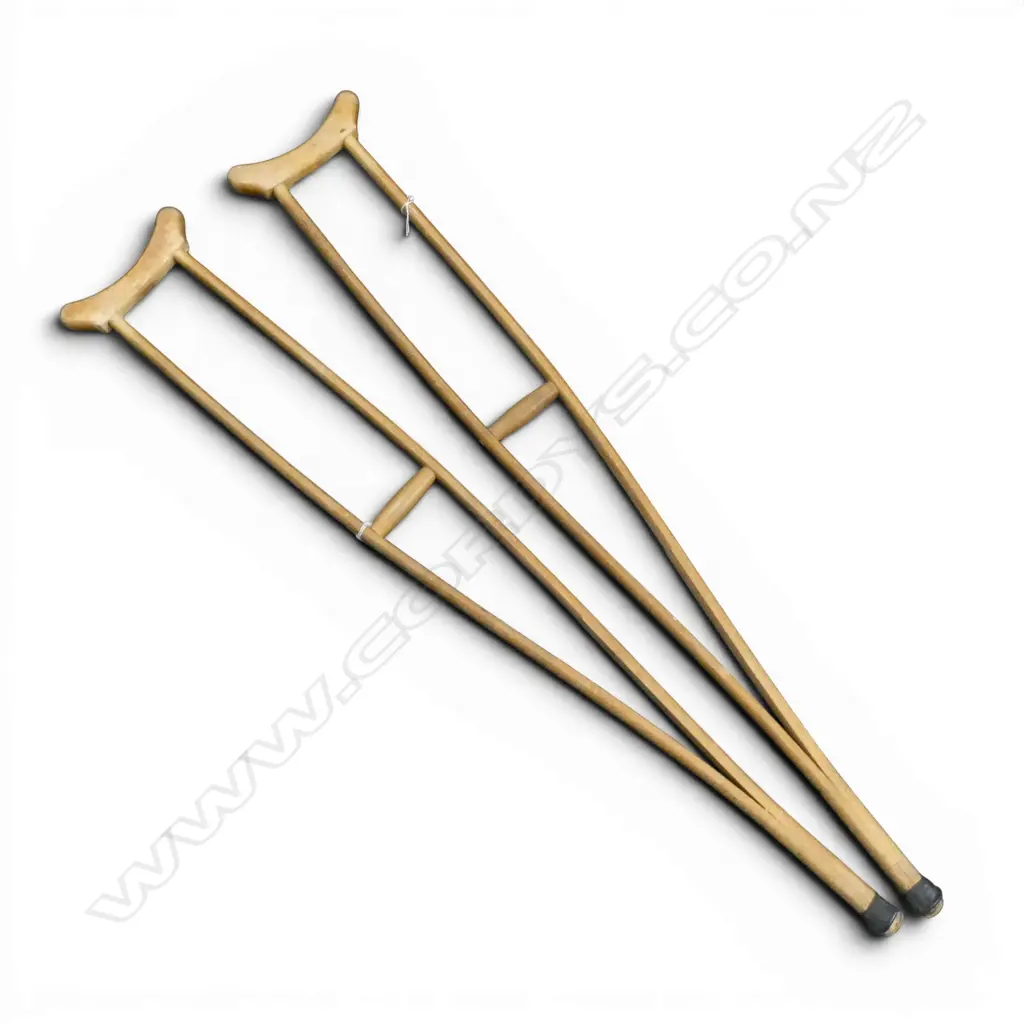 PR WOODEN CRUTCHES L.1260mm Image 1++