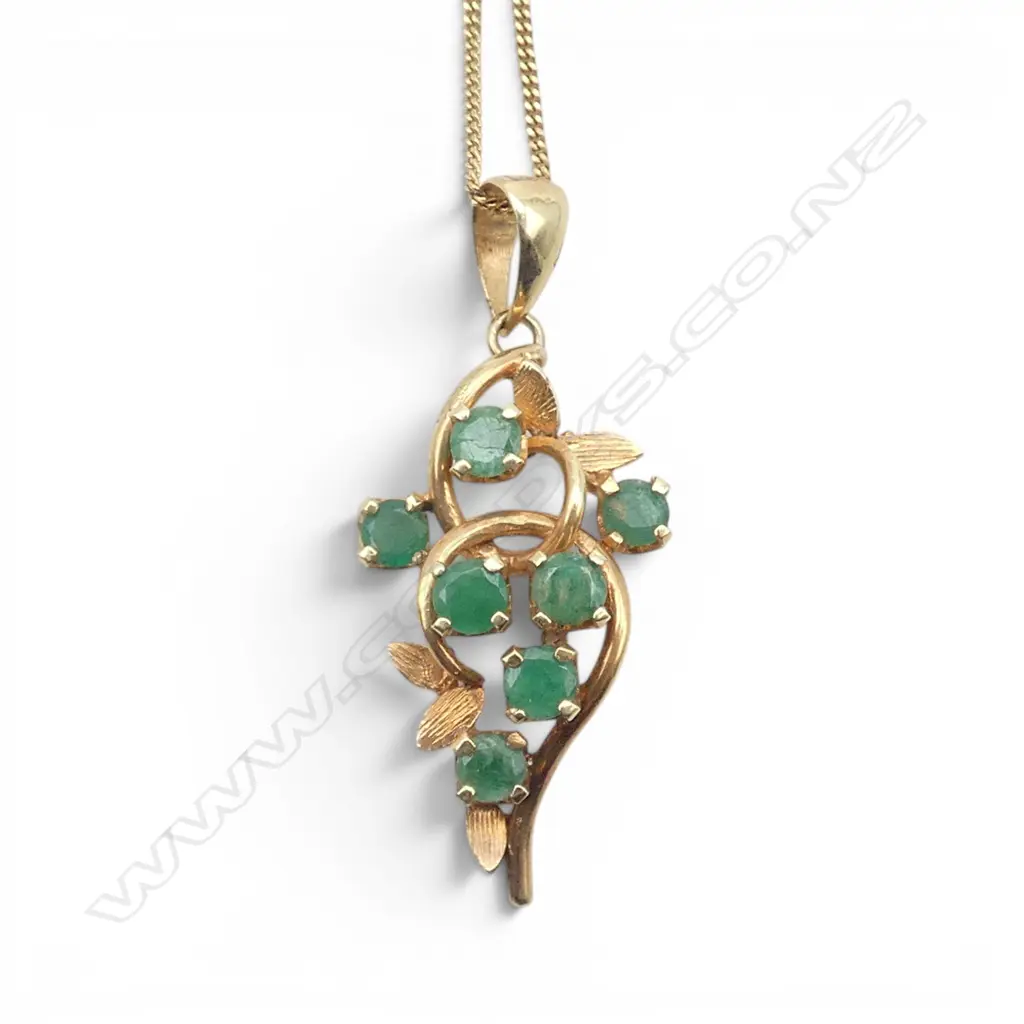14ct EMERALD PENDANT=3.60gm on 9ct CHAIN=1.55gm,  Image 1++