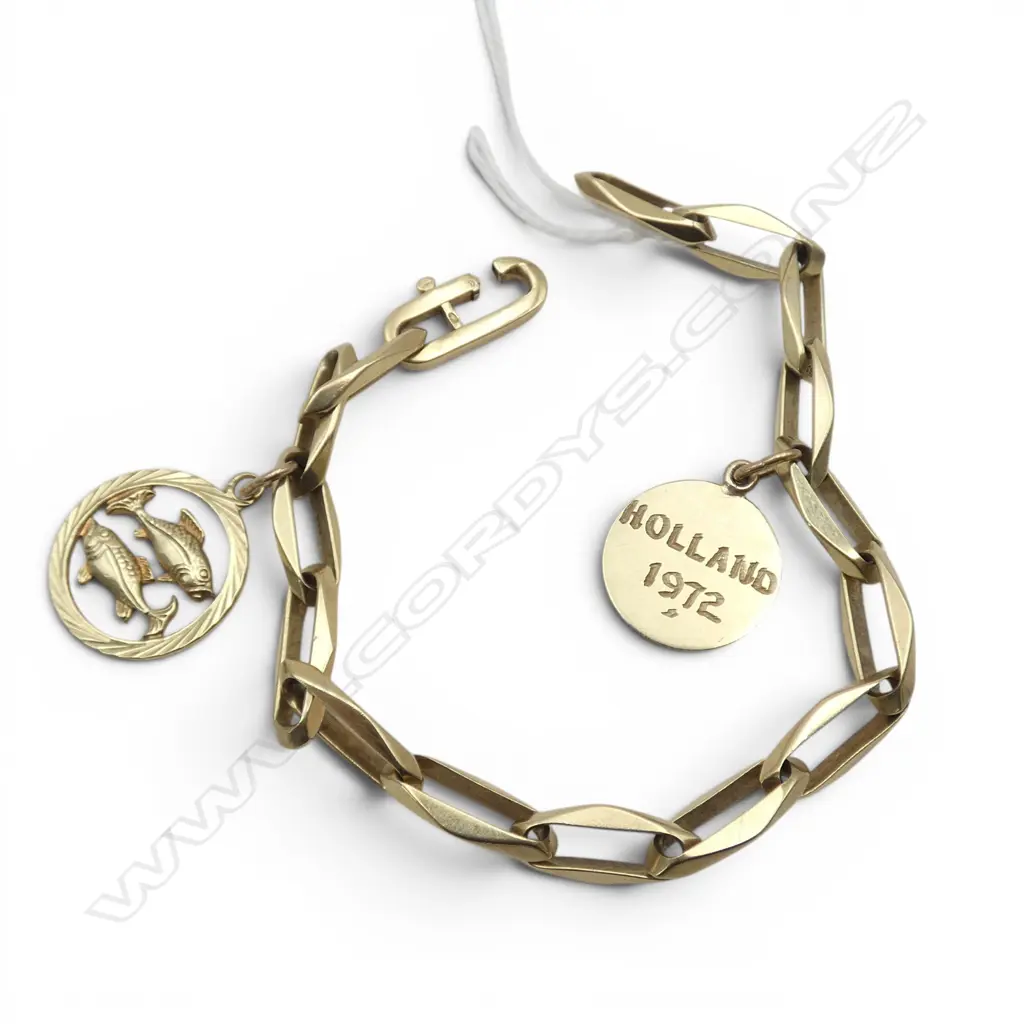 14ct GOLD BRACELET with 2 14ct CHARMS 19.2gms Image 1++