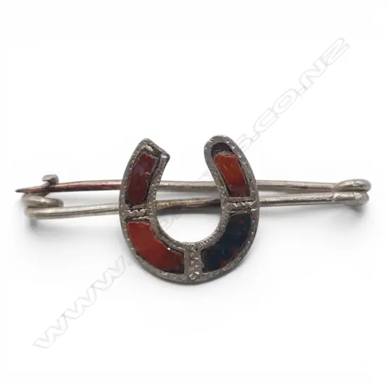 SILVER SCOTTISH HORSESHOE BROOCH