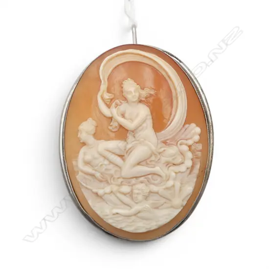 VINTAGE 835 SILVER FRAMED LARGE CAMEO elaborate scene of women & cherubs w swirling ribbon H.60mm