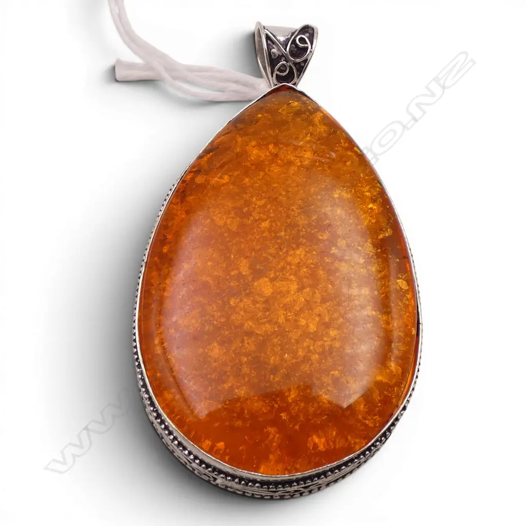 AMBER PENDANT 70x35mm SETTING MARKED 925 BUT NOT TESTING AS Image 1++
