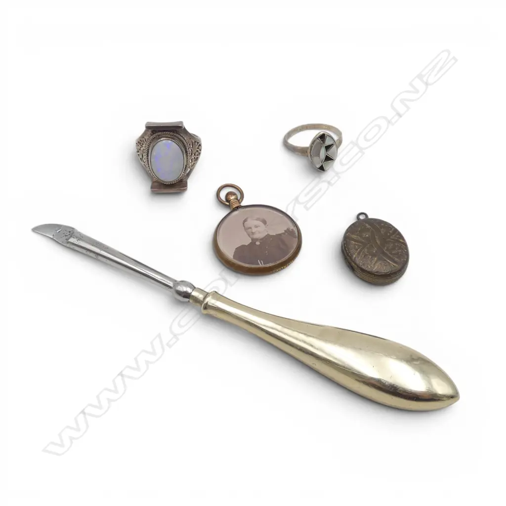 2 SILVER RINGS, OPAL & MOP, 2 OLD PENDANTS & PLATED NAIL TOOL Image 1++