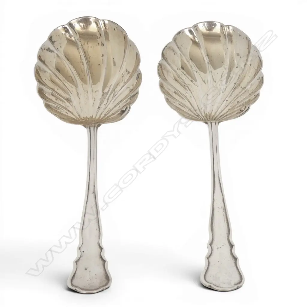 PR STG SILVER SHEFFIELD 1919 SALAD SERVERS shell bowl. 145gms Image 1++