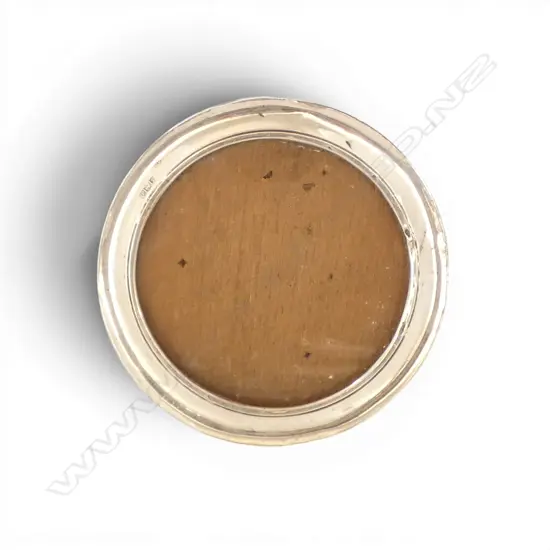 SMALL ROUND SILVER MOUNTED PHOTO FRAME Birmingham 1918. slightly faulted Dia.100mm