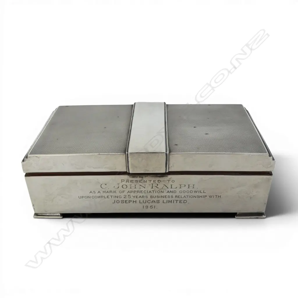 Birmingham 1950 SILVER ART DECO CIGARETTE BOX presentation engraved.  Image 1++