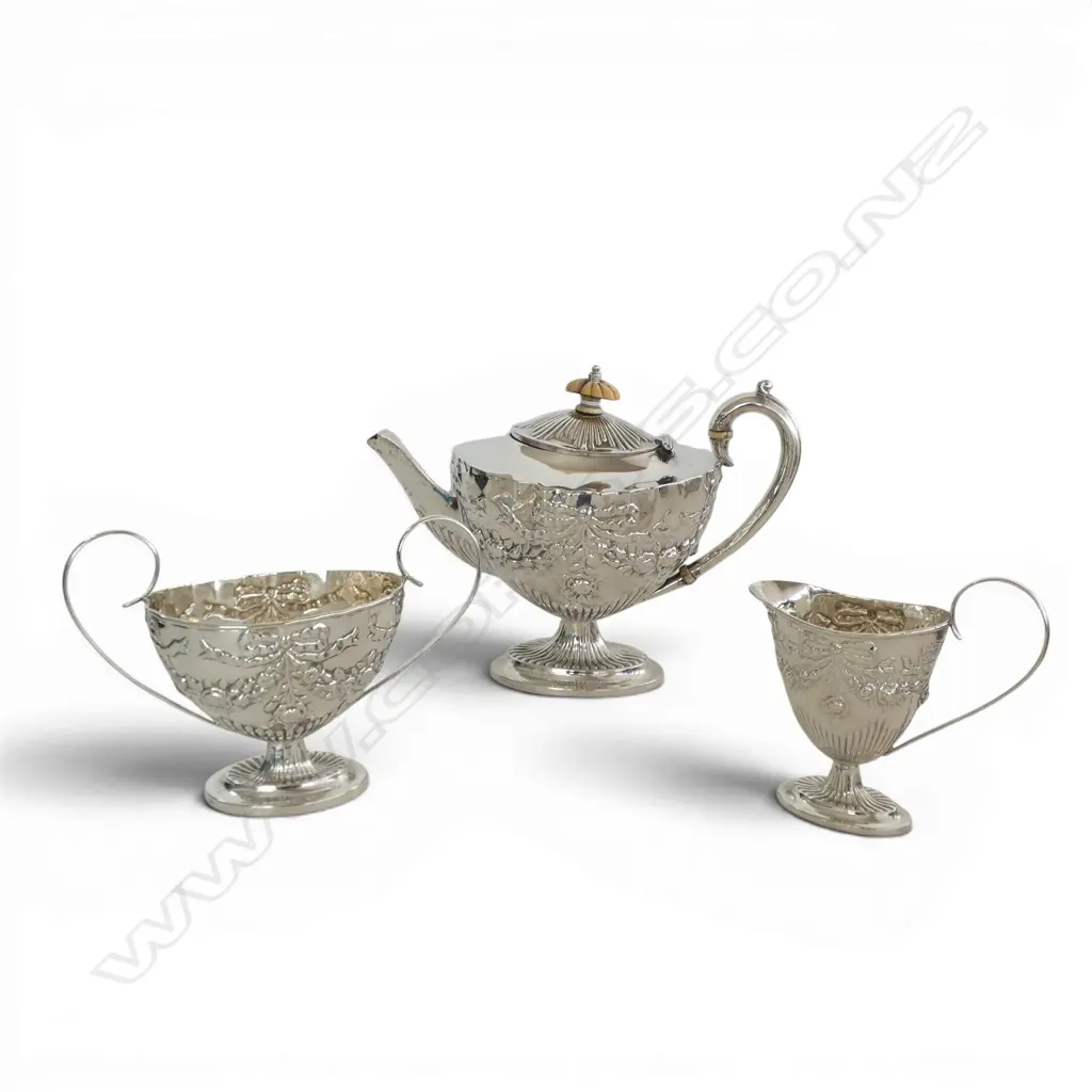 3 PCE STG SILVER TEA SET, B'HAM 1900 619gms Image 1++