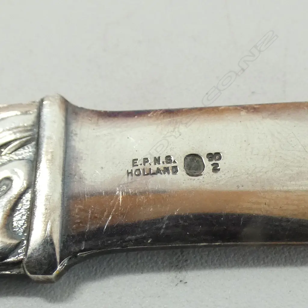 985 SILVER LETTER OPENER L.185mm 39gms + 2 860 SILVER NAPKIN RINGS 50gms Image 1++