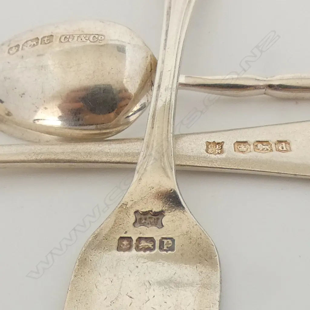 COLLECTION 17 SILVER TEASPOONS ETC 215gms Image 1++