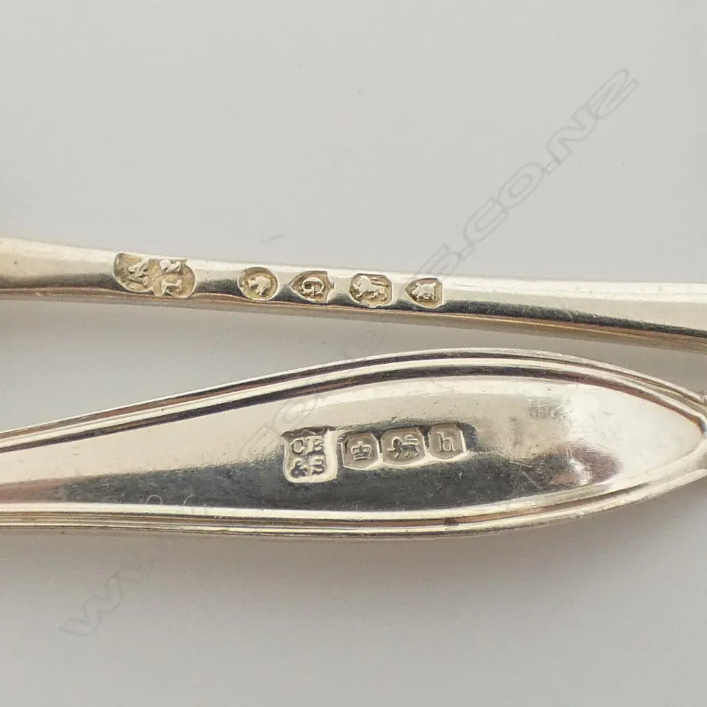 COLLECTION 17 SILVER TEASPOONS ETC 215gms Image 1++