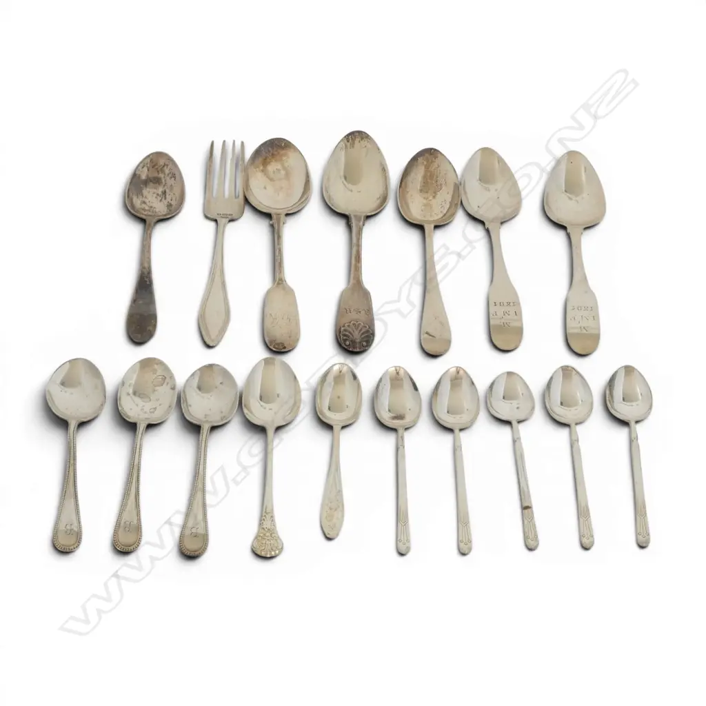 COLLECTION 17 SILVER TEASPOONS ETC 215gms Image 1++