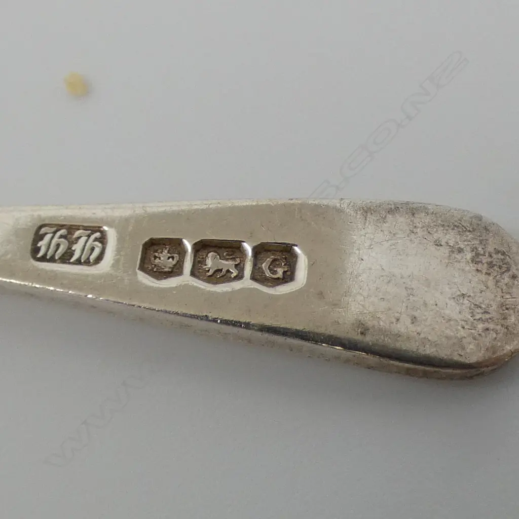 11 STG SILVER TEASPOONS (9+2) 101gms Image 1++