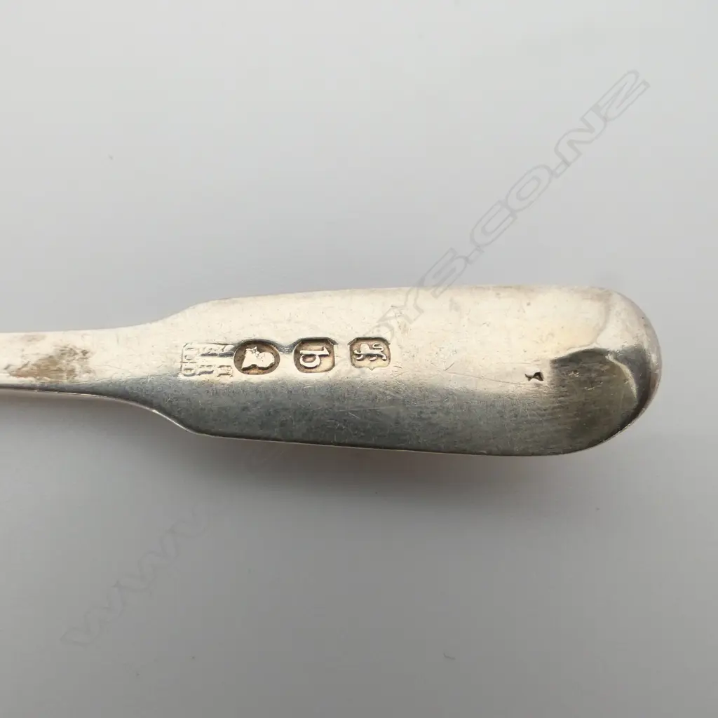 6 COMPOSITE GEORGIAN & VICTORIAN SILVER TEASPOONS Fiddle pattern 88gms Image 1++