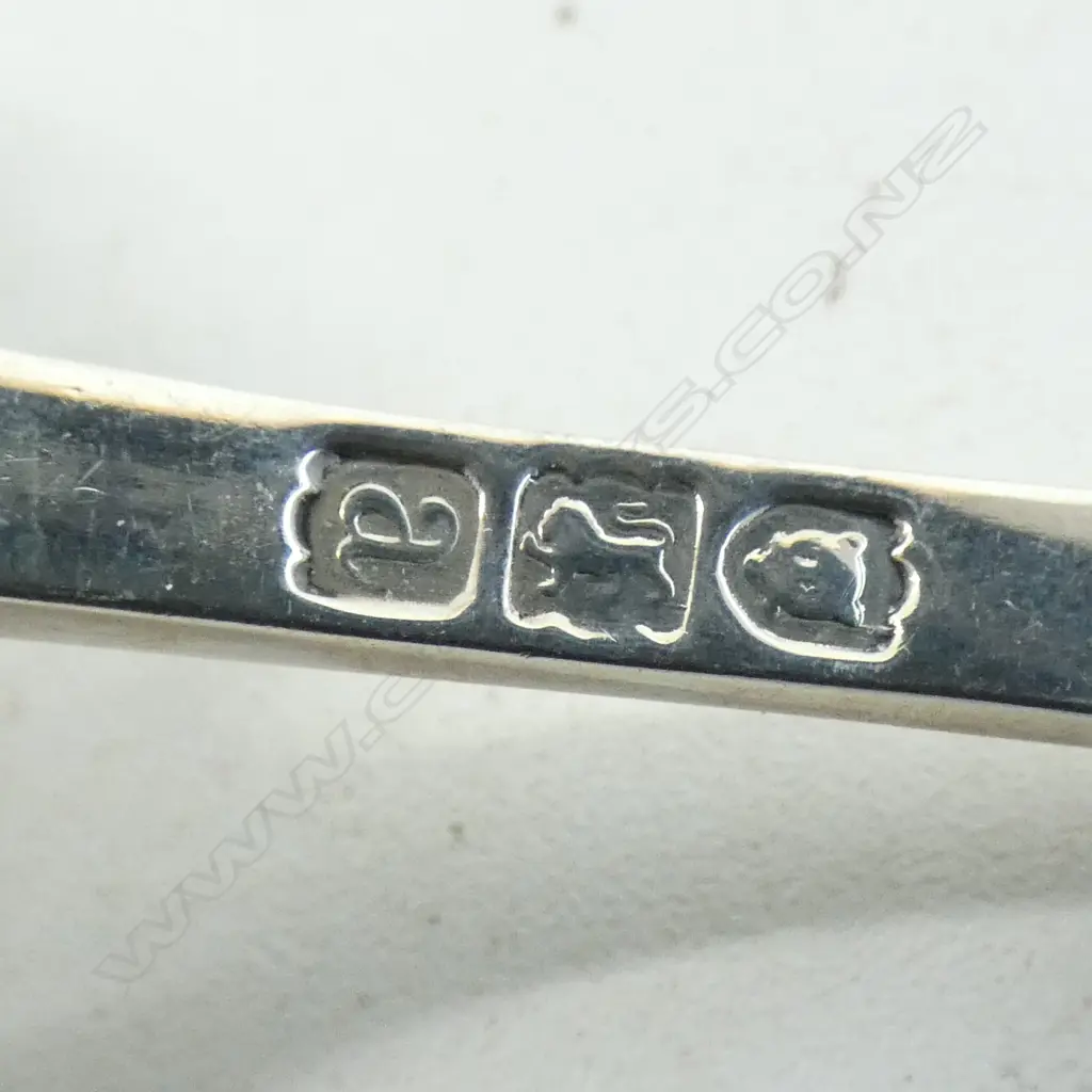 CHINESE SILVER BUTTER KNIFE S/SILVER SIFTING SPOON & S/SILVER NZ PAUA COFFEE SPOON57.6 GMS Image 1++