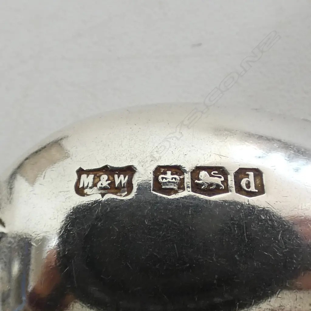CASED SET OFS/SILVER TEASPOONS & TONGS  106GMS Image 1++