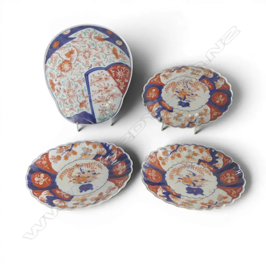4 JAPANESE IMARI PLATES W.225mm Image 1++