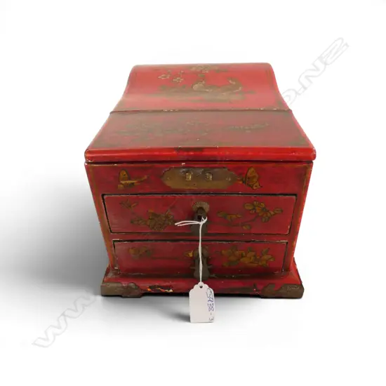 ORIENTAL JEWELLERY BOX 210x275x185mm