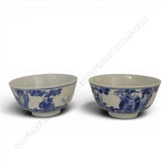 2 ORIENTAL B/W BOWLS, 115mm dia