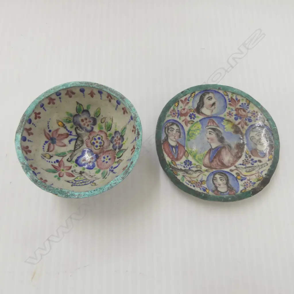 CLOISONNE VASE H.150mm AF, CUP & SAUCER, WOODEN BOX W.220mm Image 1++