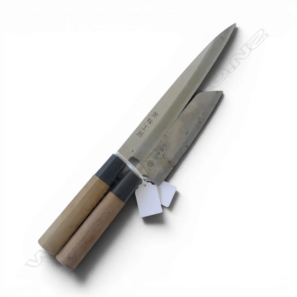 2 QUALITY JAPANESE CHEF'S KNIVES steel signed blades. Wood handles. L.330 & 255mm Image 1++