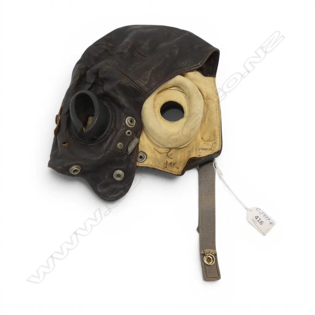 WWII RAF C-Type LEATHER FLYING HELMET as worn by pilot aircrew Image 1++