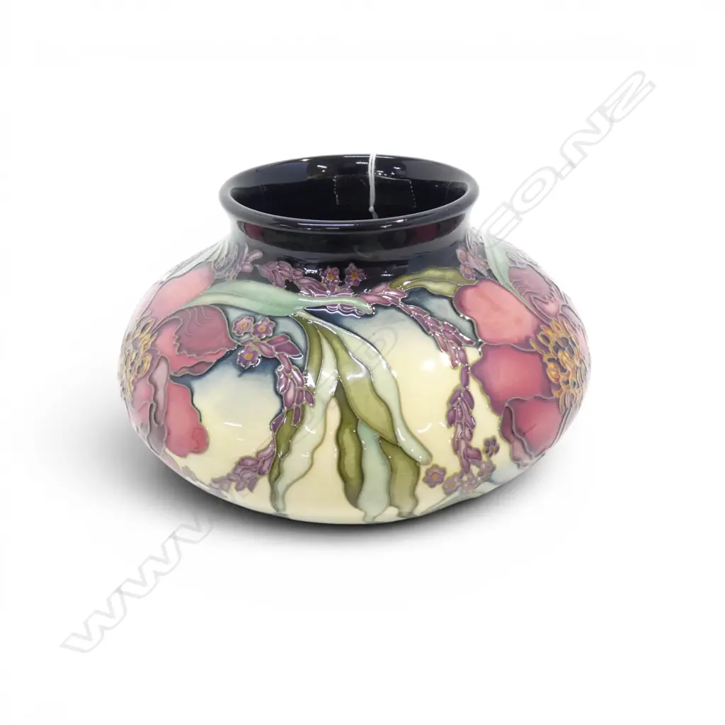 MOORCROFT VASE designed by Kerry Goodwin Ed, 25/300 H.300mm Image 1++