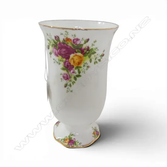 ROYAL ALBERT OLD COUNTRY ROSES TALL VASE H220MM
