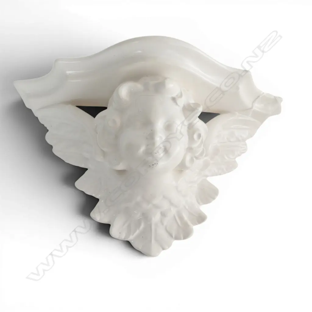 WHITE CERAMIC ANGEL WALL BRACKET H180 L260MM Image 1++