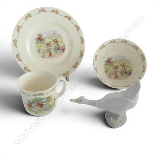 NAO DUCK L140 & 3 PCS BUNNIKINS CHINA