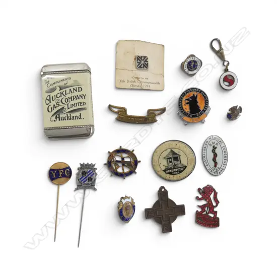 ASST. VINTAGE ENAMEL BADGES; WOLVERHAMPTON SPEEDWAY SUPPORTERS CLUB 1961 etc + VESTA CASE 'AUCKLAND GAS COMPANY'