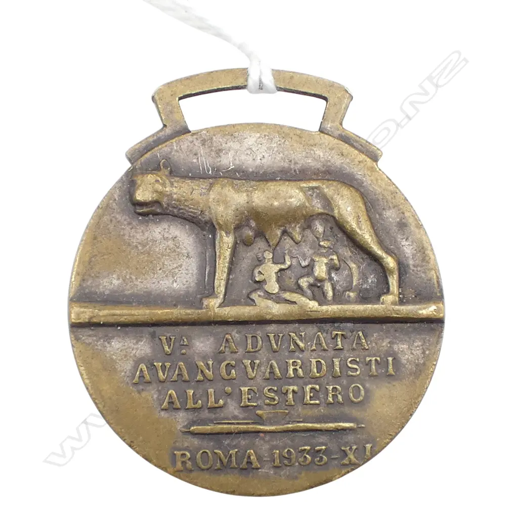 BRONZE ADVANTA AVANGUARDISTI ALL'ESTERO MEDAL DATED ROMA 1933 Image 1++