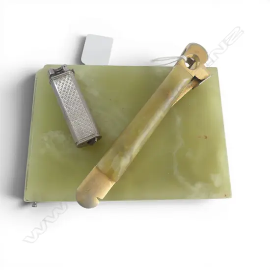 DUNHILL LIGHTER L.60mm + ONYX CIGAR CUTTER & BOARD W.150mm