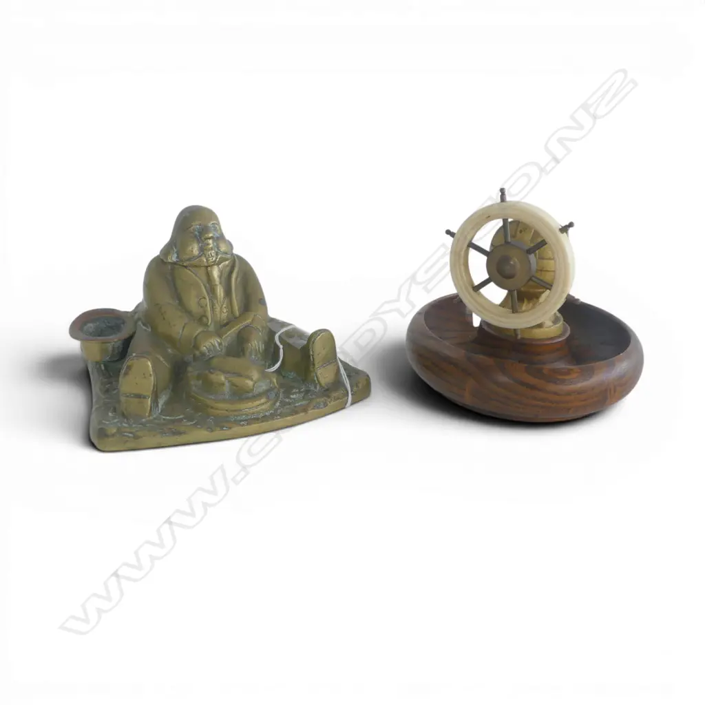 VINTAGE NUTCRACKER BOWL DIA135MM & VINTAGE NOVELTY BRASS INKWELL  NO INK HOLDER  H100MM Image 1++