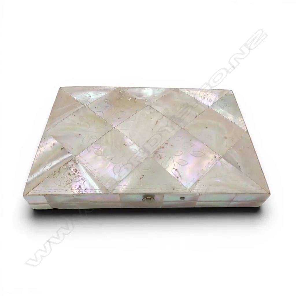 VICTORIAN mother of pearl engraved CARD CASE original blue & gilt interior Image 1++