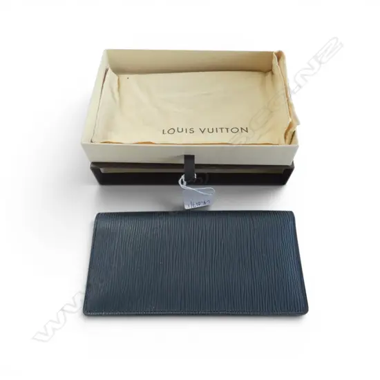 LOUIS VUTTION WALLET, MADE IN SPAIN W.190mm + DUST BAG & BOX