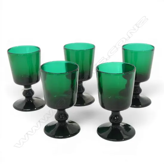 VINTAGE GREEN DECANTER & 6 GLASSES