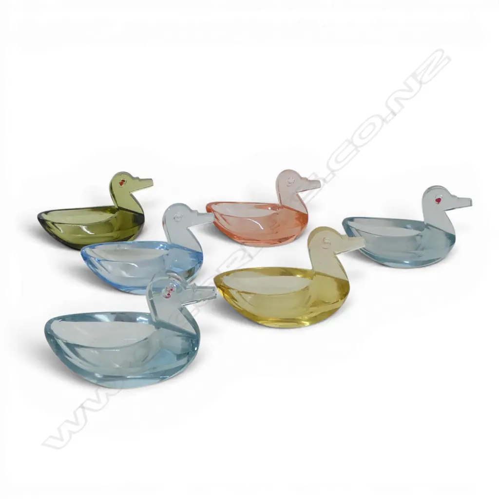 6 GLASS DUCKS L.75mm Image 1++
