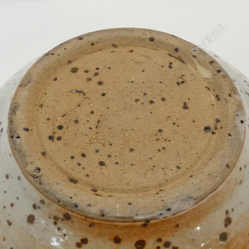 PAUL WINSPEAR STUDIO POTTERY BOWL lombok clay from Dowse Exhibition 'Tembikar Sasak' Ex. Anneke Borren Collection Image 1++