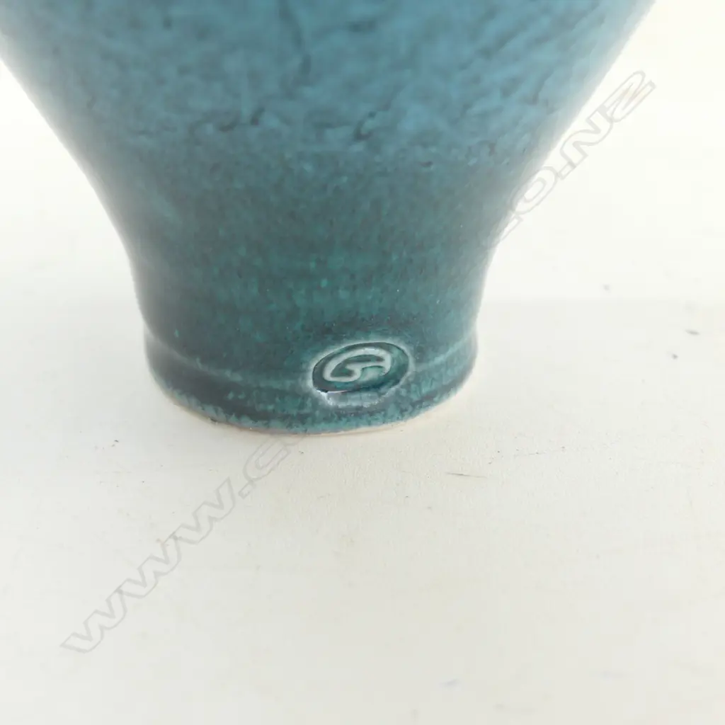 Graham Ambrose 'Icey Wanaka Long Orb' ceramic vase. H.175mm. See biographical details on previous lot Image 1++