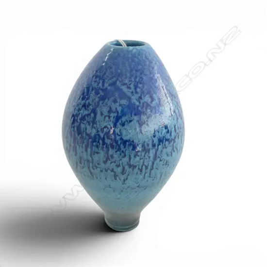 Graham Ambrose 'Icey Wanaka Long Orb' ceramic vase. H.175mm. See biographical details on previous lot